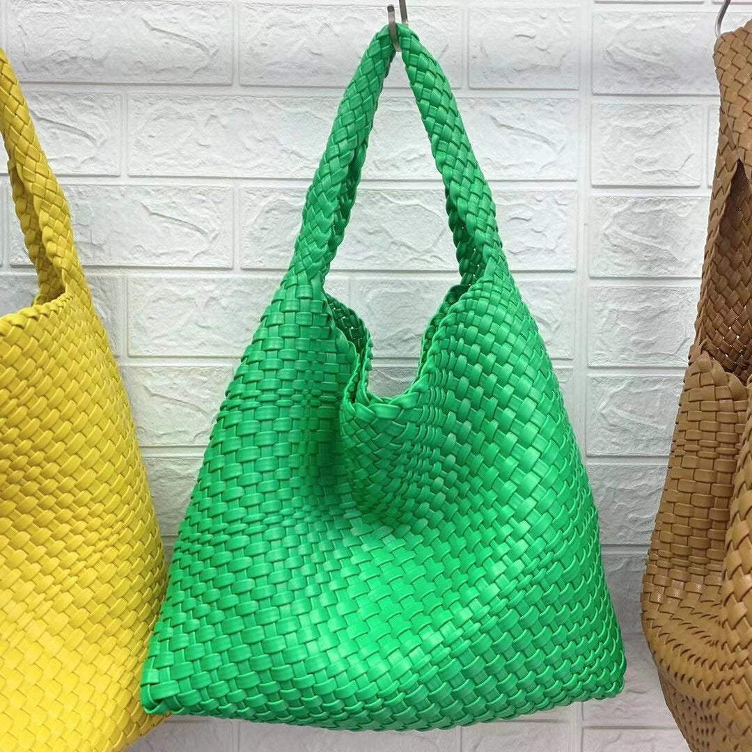 Soft Leather Woven Shoulder Large Bag Oversized Capacity Bucket Bag Fashion Tote Bag Shopping Travel Handbag