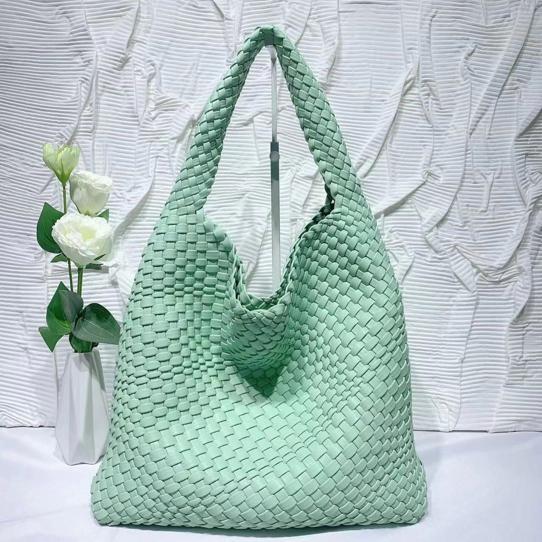 Soft Leather Woven Shoulder Large Bag Oversized Capacity Bucket Bag Fashion Tote Bag Shopping Travel Handbag